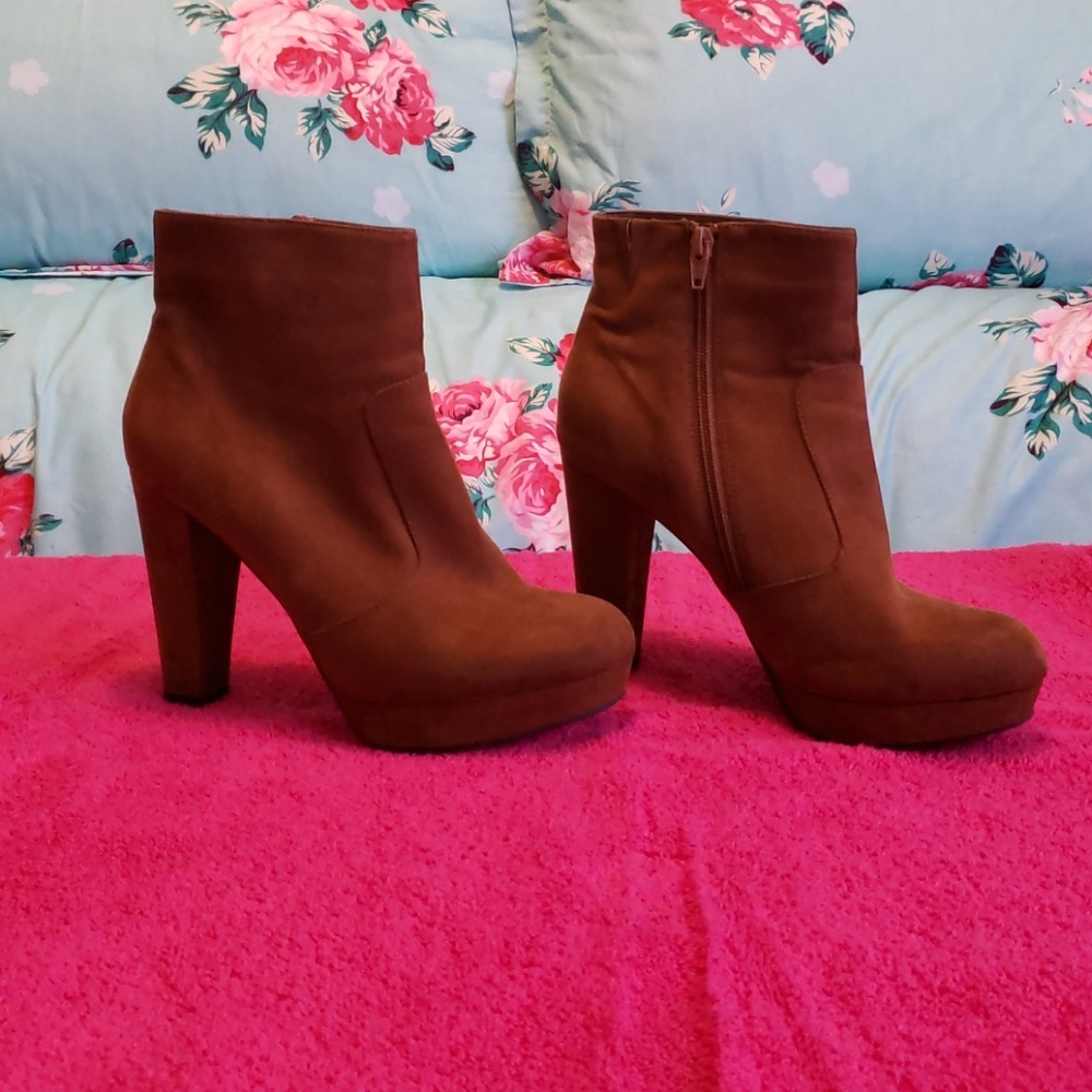Mossimo faux suede